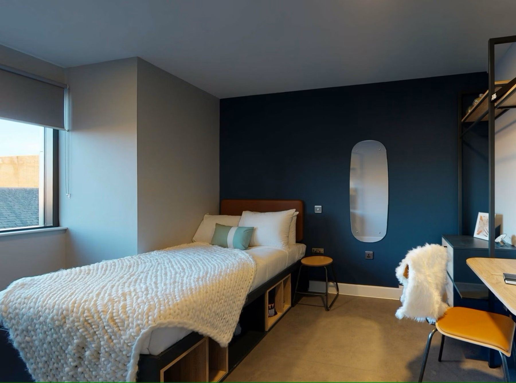 Social Townhouse Room